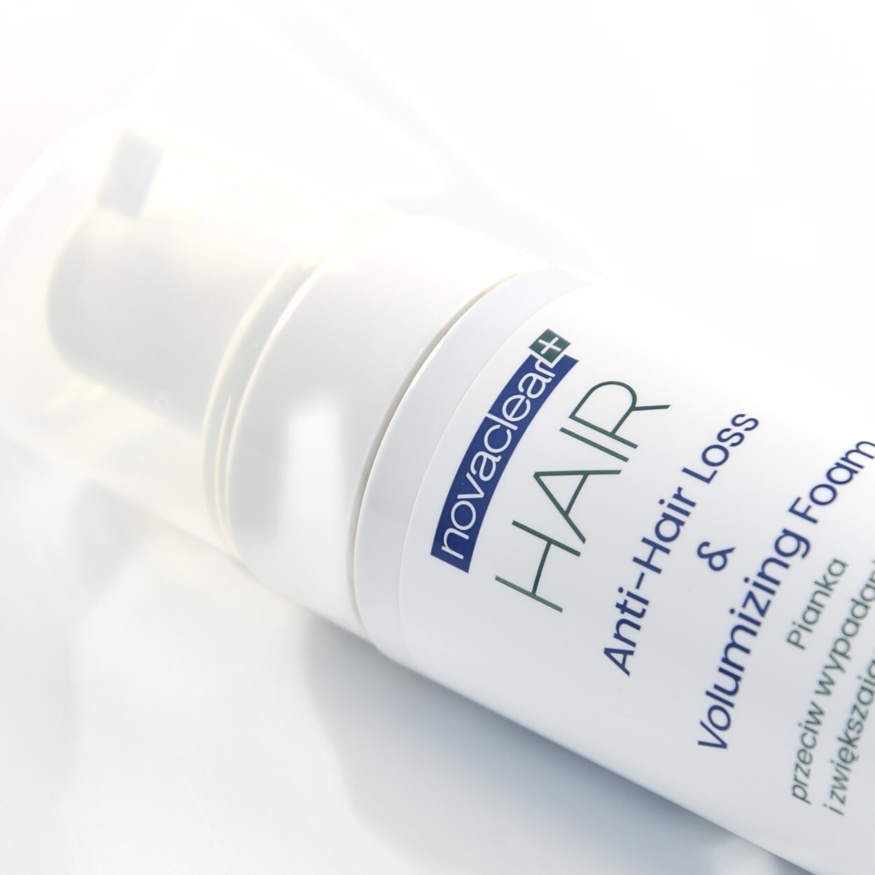 Novaclear Hair Pianka przeciw wypadaniu włosów i zwiększająca objętość, 150 ml